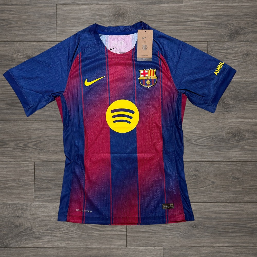 Nike FC Barcelona 25/26 Lamine Yamal #10 Home Jersey Size Medium